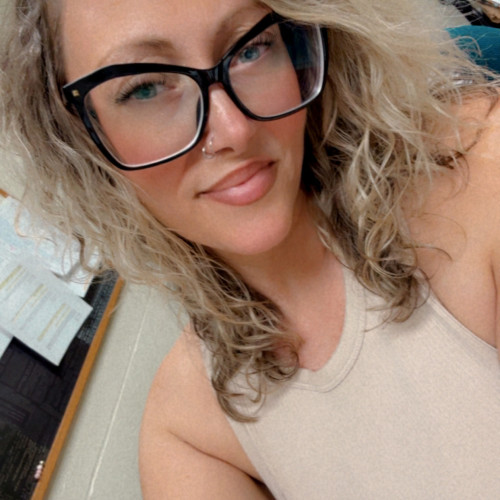 Nikki L. profile photo