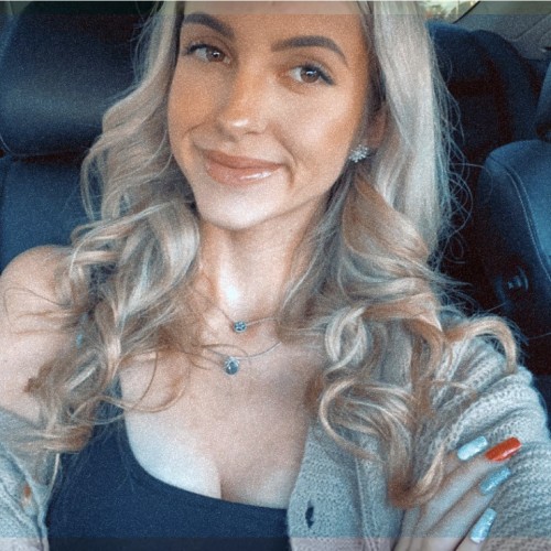 Alexis G.