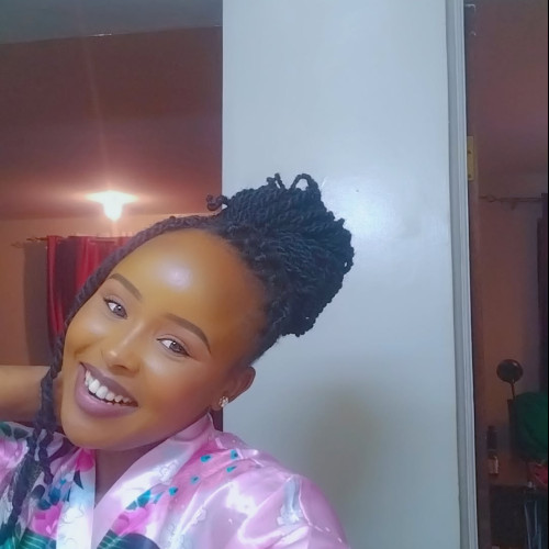 Mia D T. profile photo