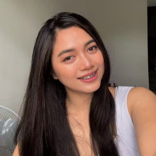 Lara C. profile photo