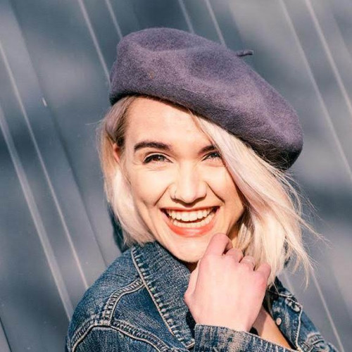 Enya  M.