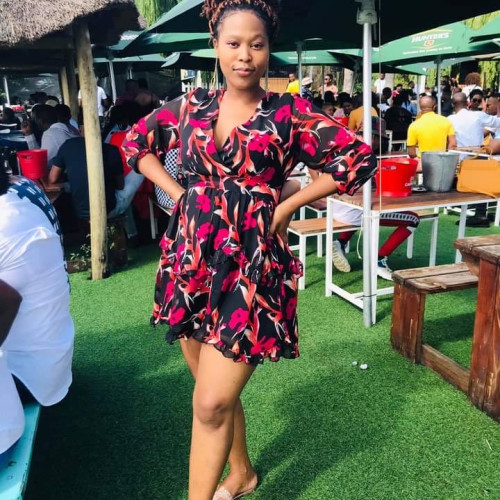 Ayanda L.