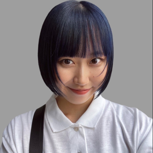 Naru S.