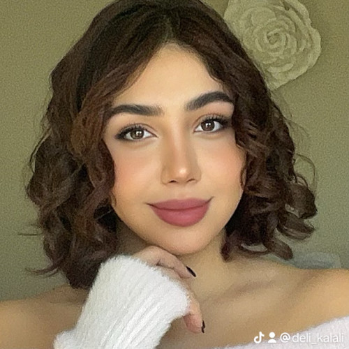 Delnia K. profile photo
