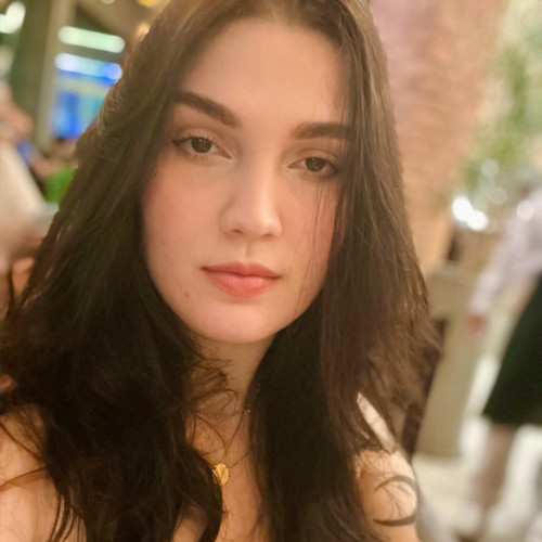 Isabela F.