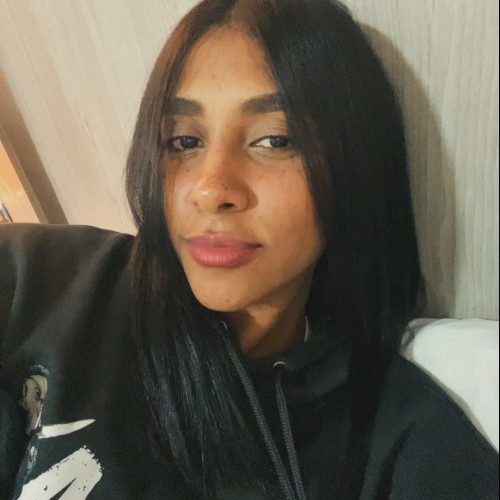 juleisy m. profile photo