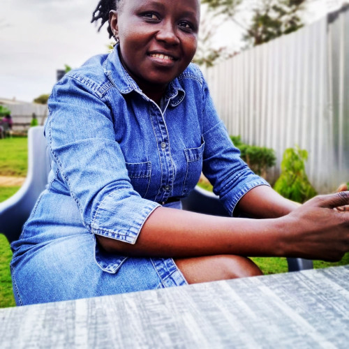 Petronila M. profile photo