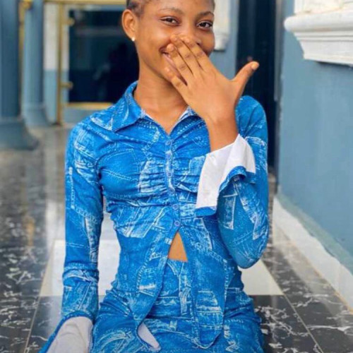 Akin onawole  E. profile photo