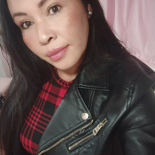 Lily V. profile photo