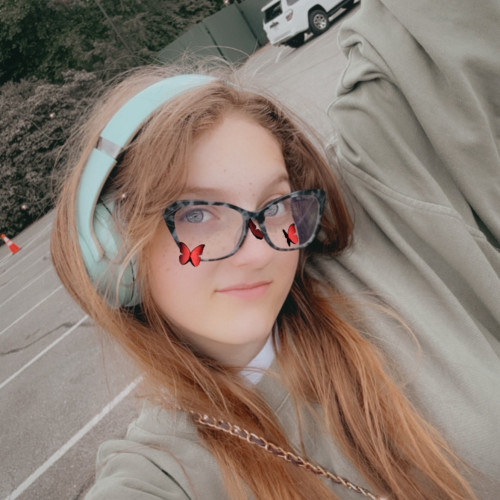 Luna L. profile photo