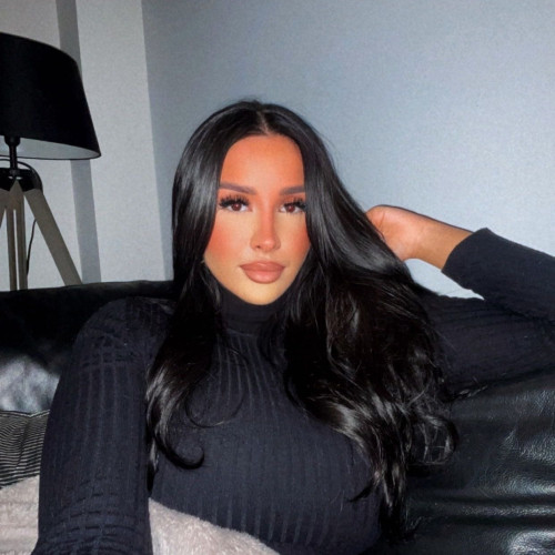 Alya L. profile photo