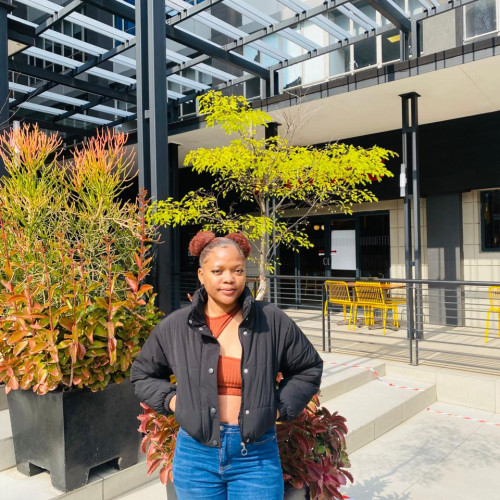 Ntlhandluko B. profile photo
