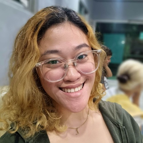 Lyzel B.