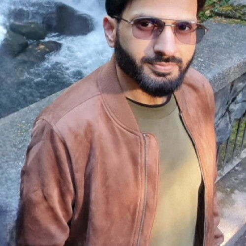 Amit A.