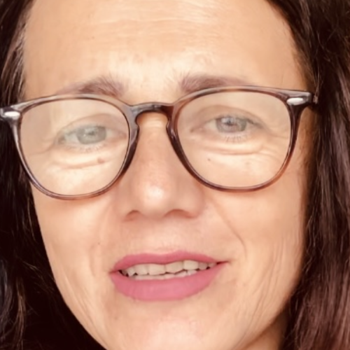 Sandra R.