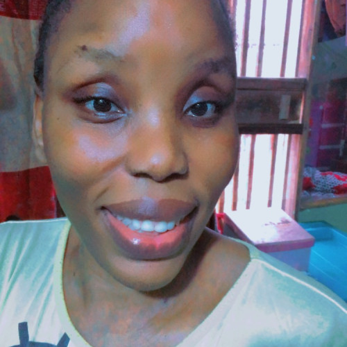 Esther  J. profile photo