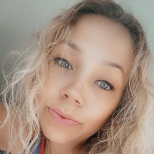 Amanda R.