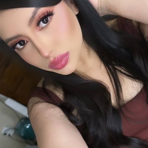 Denisse C.