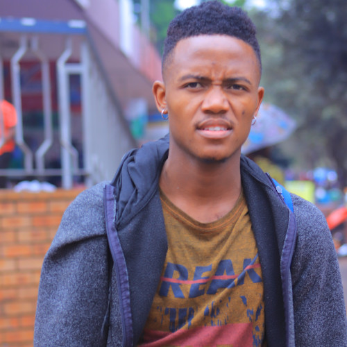 Ogomoditse  L. profile photo