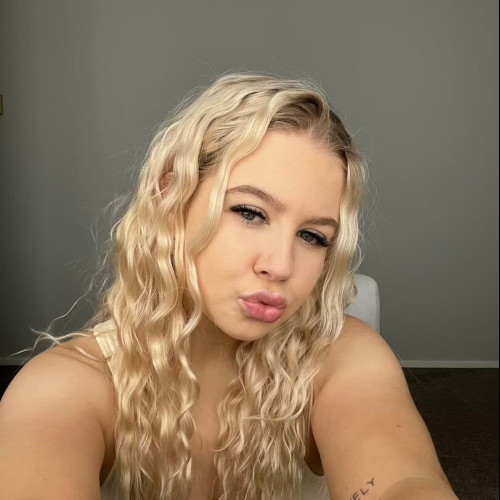Emery  R. profile photo