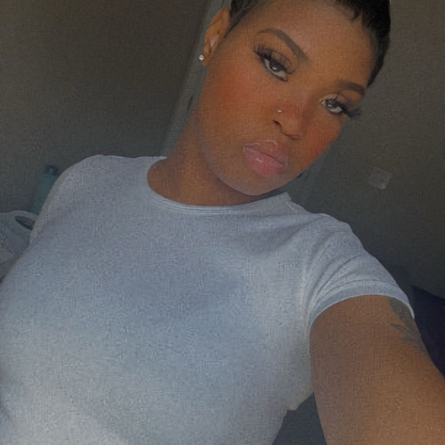 Mckyaia  w. profile photo