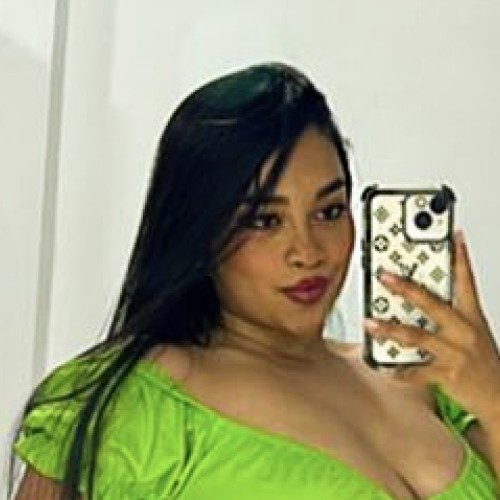 yuneyi m. profile photo