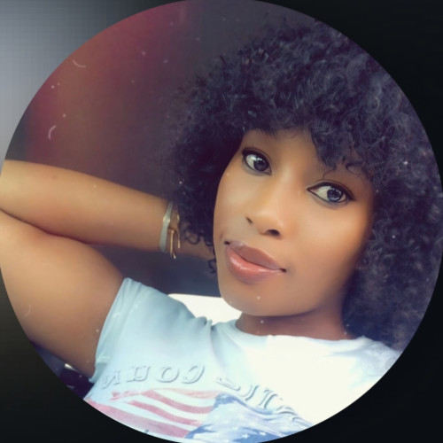 Nina L. profile photo