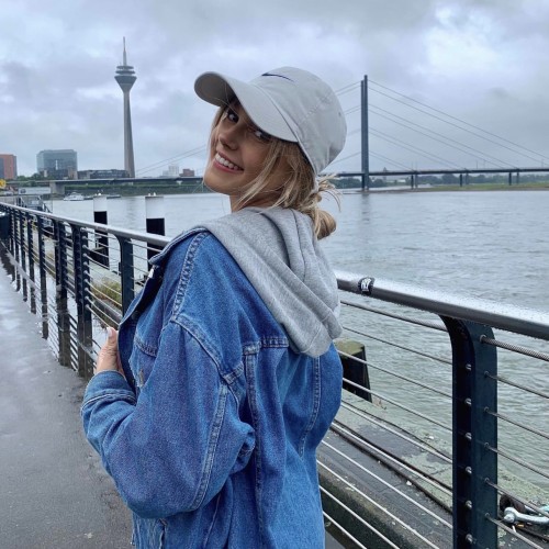 Lina D. profile photo