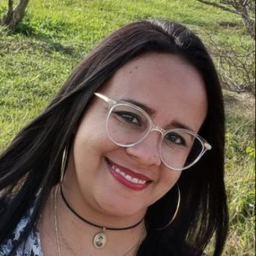 Dayana F.