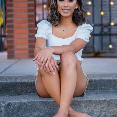 Layla W. profile photo