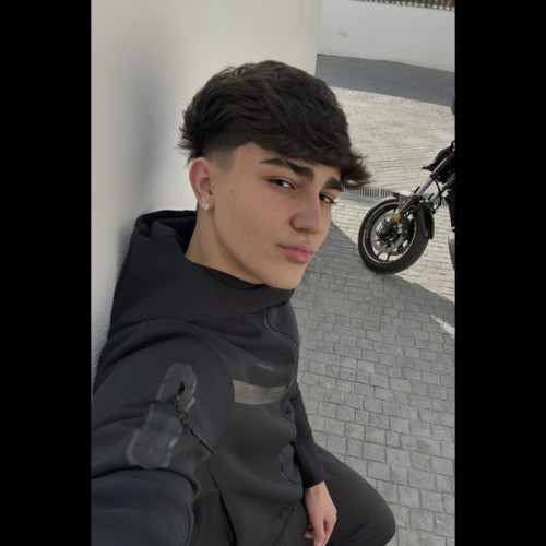 Alex G. profile photo