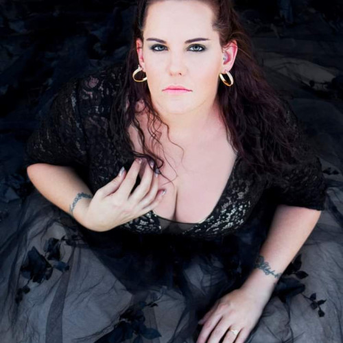 Lindsey Y.