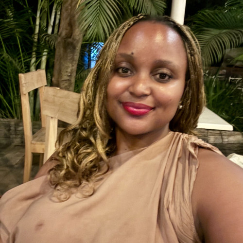 Lisa J. profile photo