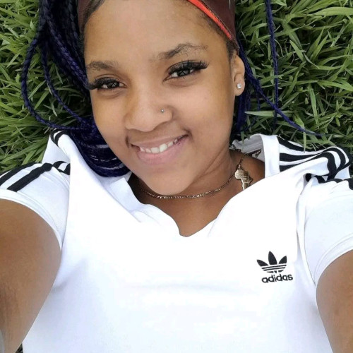 Yoyo f. profile photo