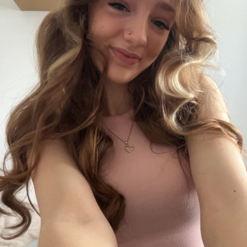Scarlett L. profile photo