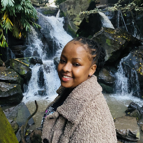 evalyn m. profile photo
