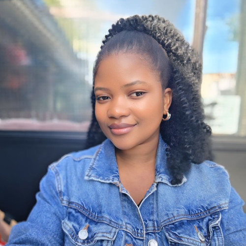 Mia  M. profile photo