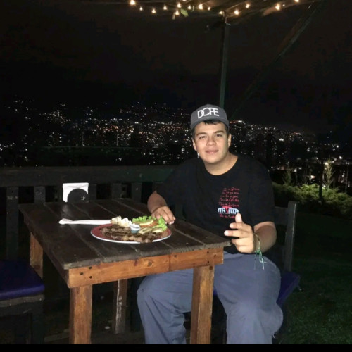 Xlopezx S. profile photo
