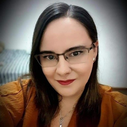 Hannelie V.