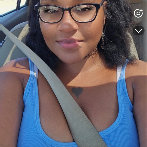 Denisha l. profile photo