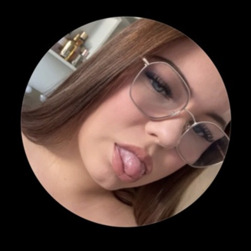 Vivienne v. profile photo