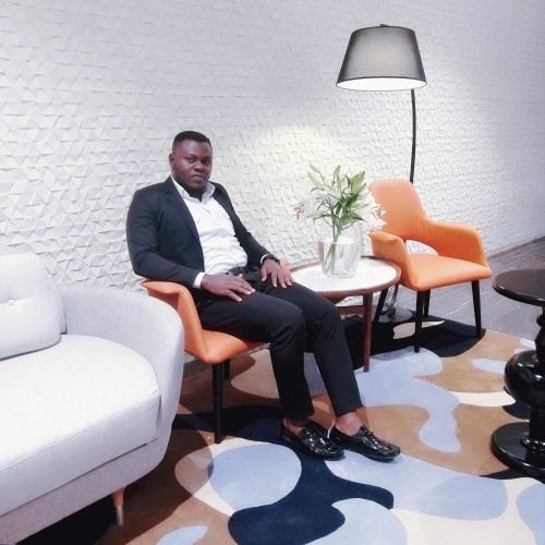 kenneth c m. profile photo