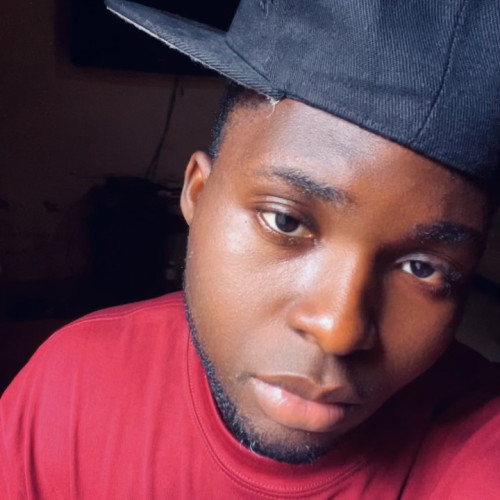 Papilo E. profile photo