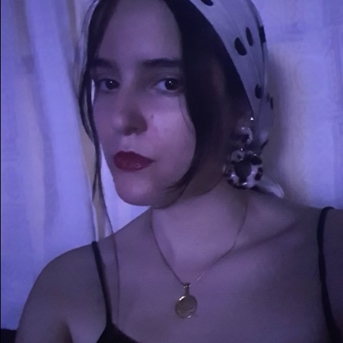 Mimi J.