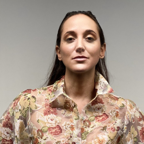 Alma  V. profile photo