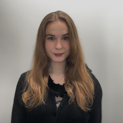 Vakare V. profile photo