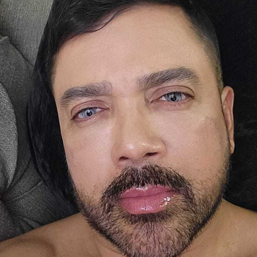 roman j. profile photo