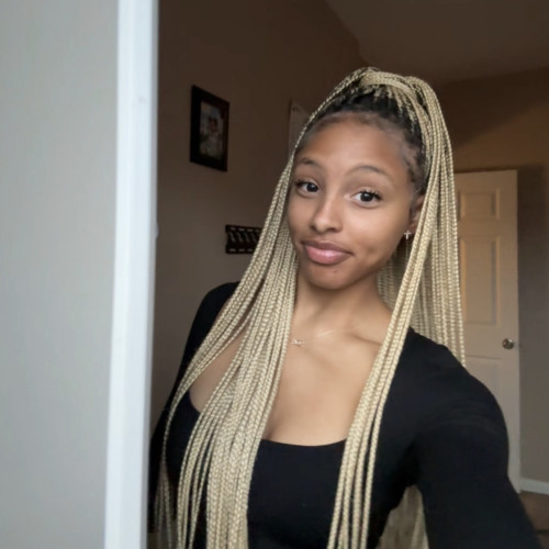 Elayna D. profile photo