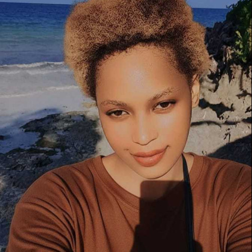 shellyne j. profile photo