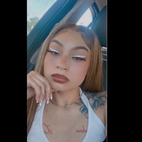 Claire L. profile photo